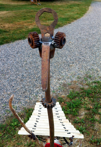 sculpture musicale de jardin métal et céramique